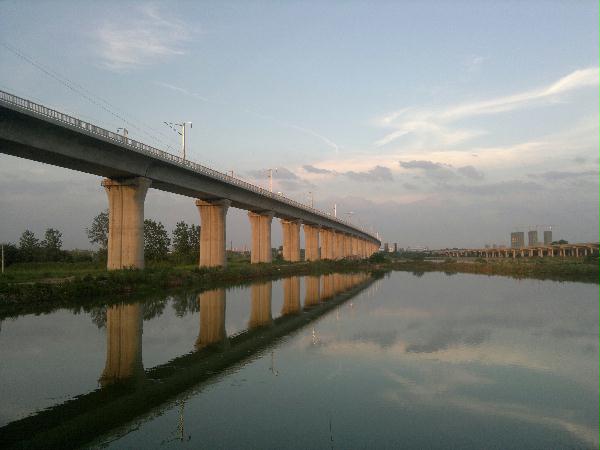 成渝鐵路采用松夏<a href='http://www.chongwushipin.net/' target='_blank'><u>空氣彈簧</u></a>